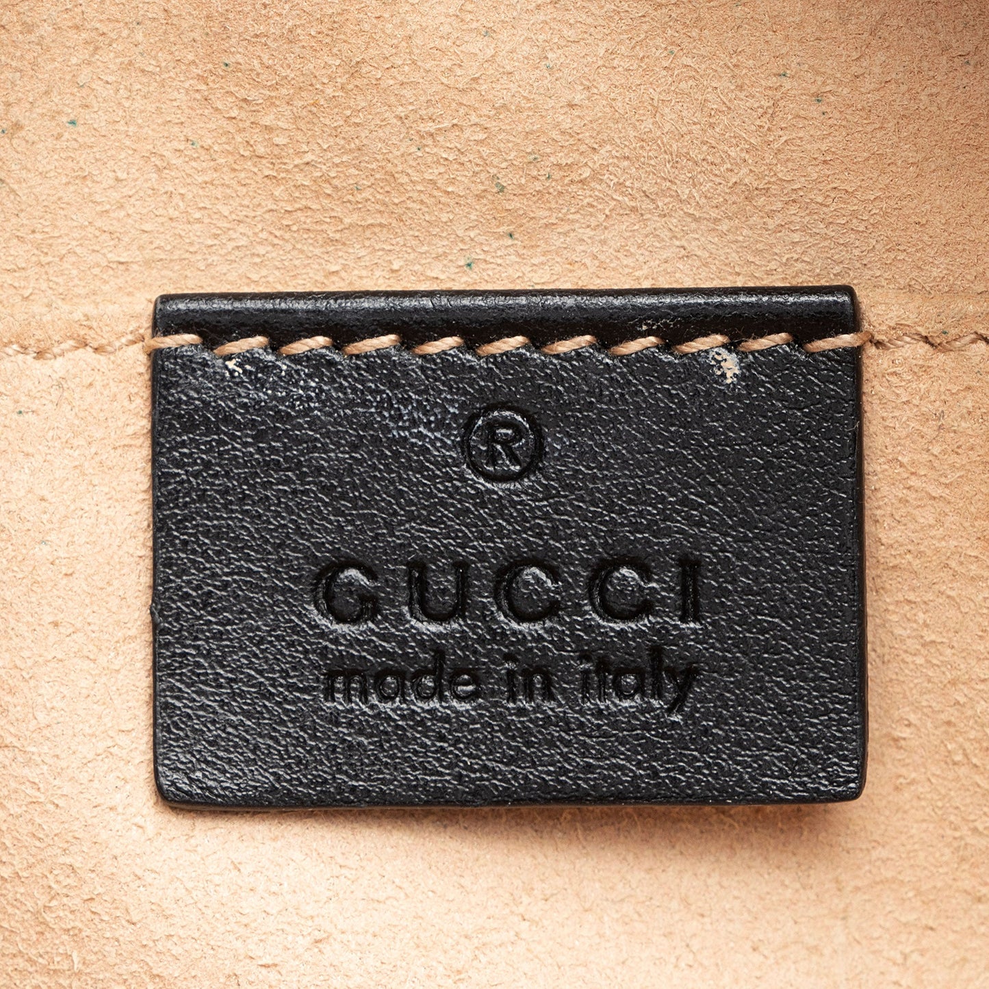 Gucci Matelasse Leather GG Marmont Small Shoulder Bag (SHF-jE5N59)