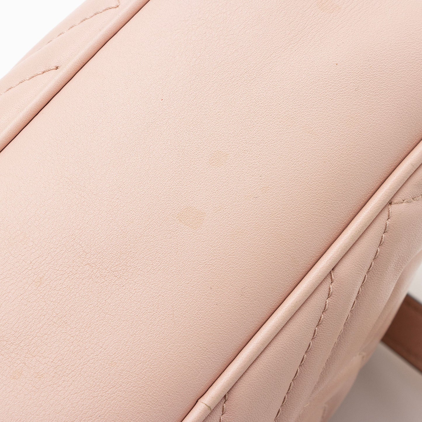 Gucci Matelasse Leather GG Marmont Small Shoulder Bag (SHF-2jUw44)