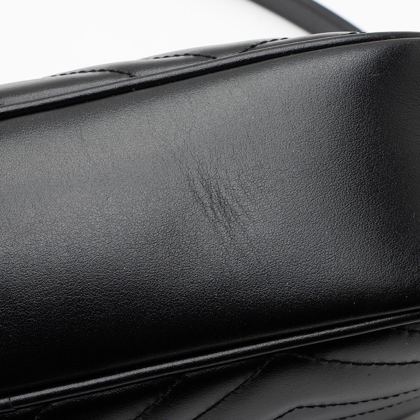 Gucci Matelasse Leather GG Marmont Small Shoulder Bag (SHF-VWeddr)