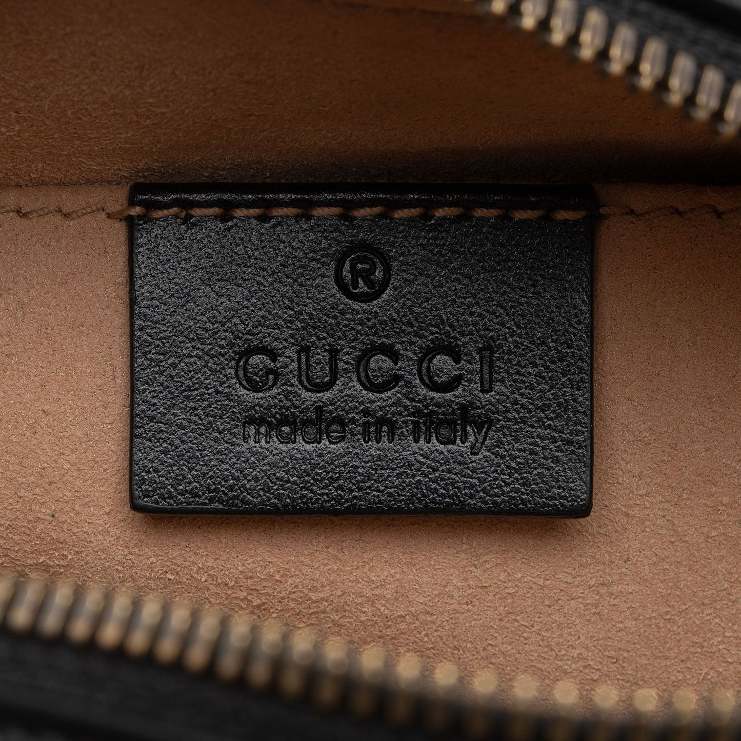 Gucci Matelasse Leather GG Marmont Small Shoulder Bag (SHF-VWeddr)