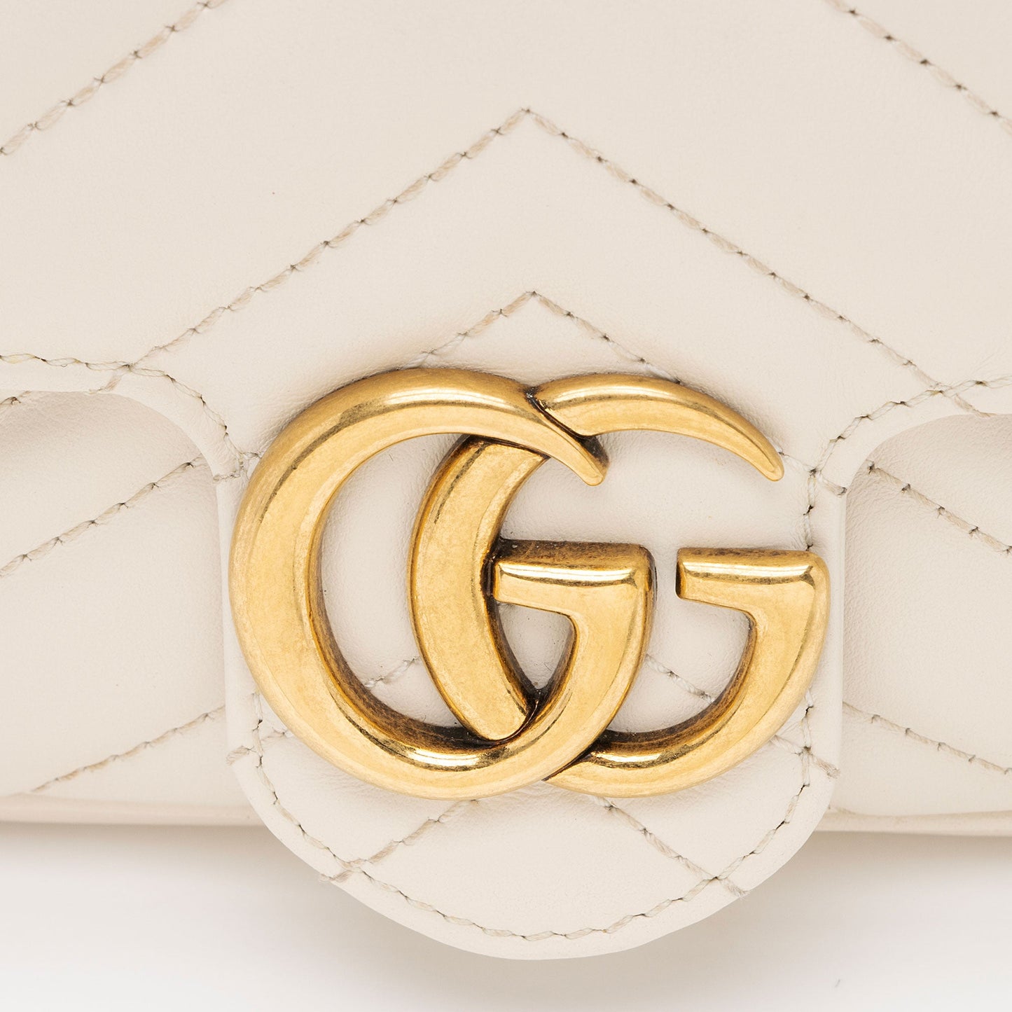 Gucci Matelasse Leather GG Marmont Super Mini Flap Bag (SHF-4vMIDn)