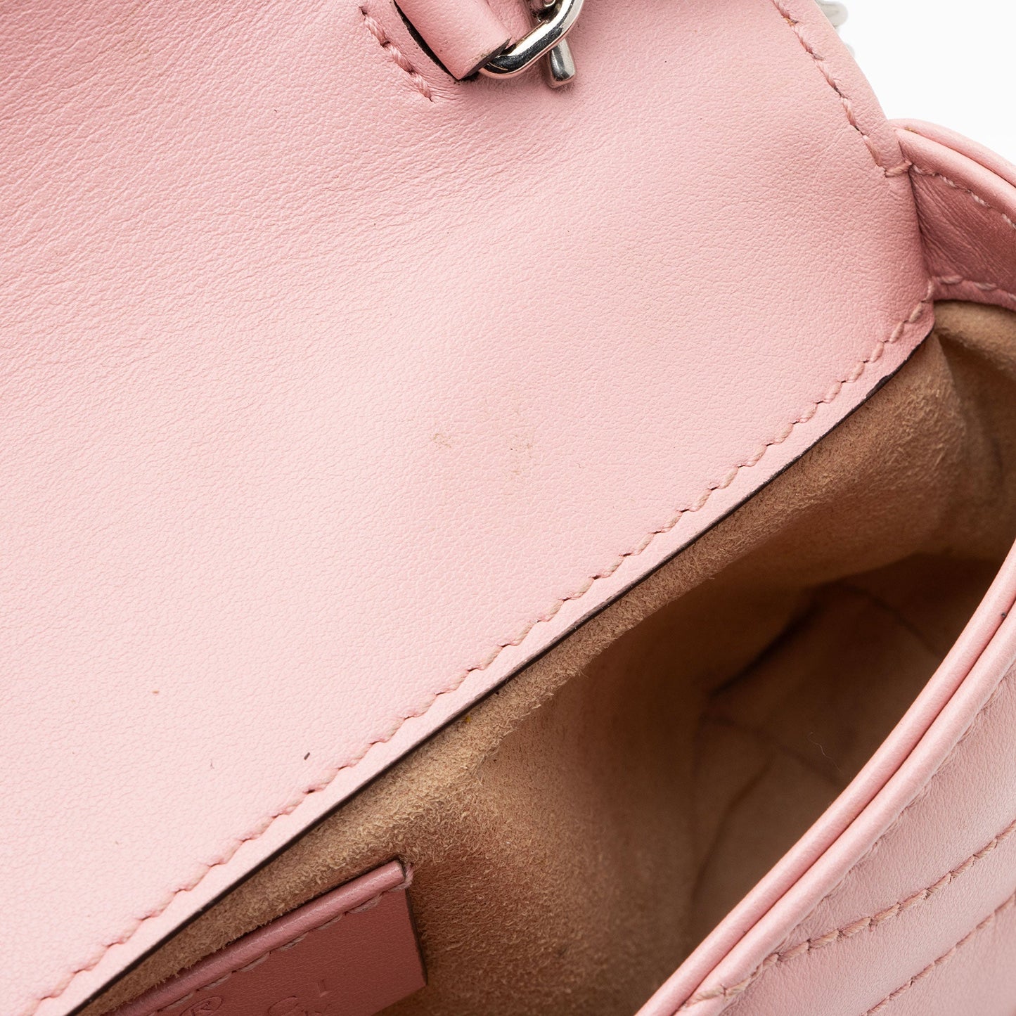 Gucci Matelasse Leather GG Marmont Super Mini Flap Bag (SHF-YnNOt3)