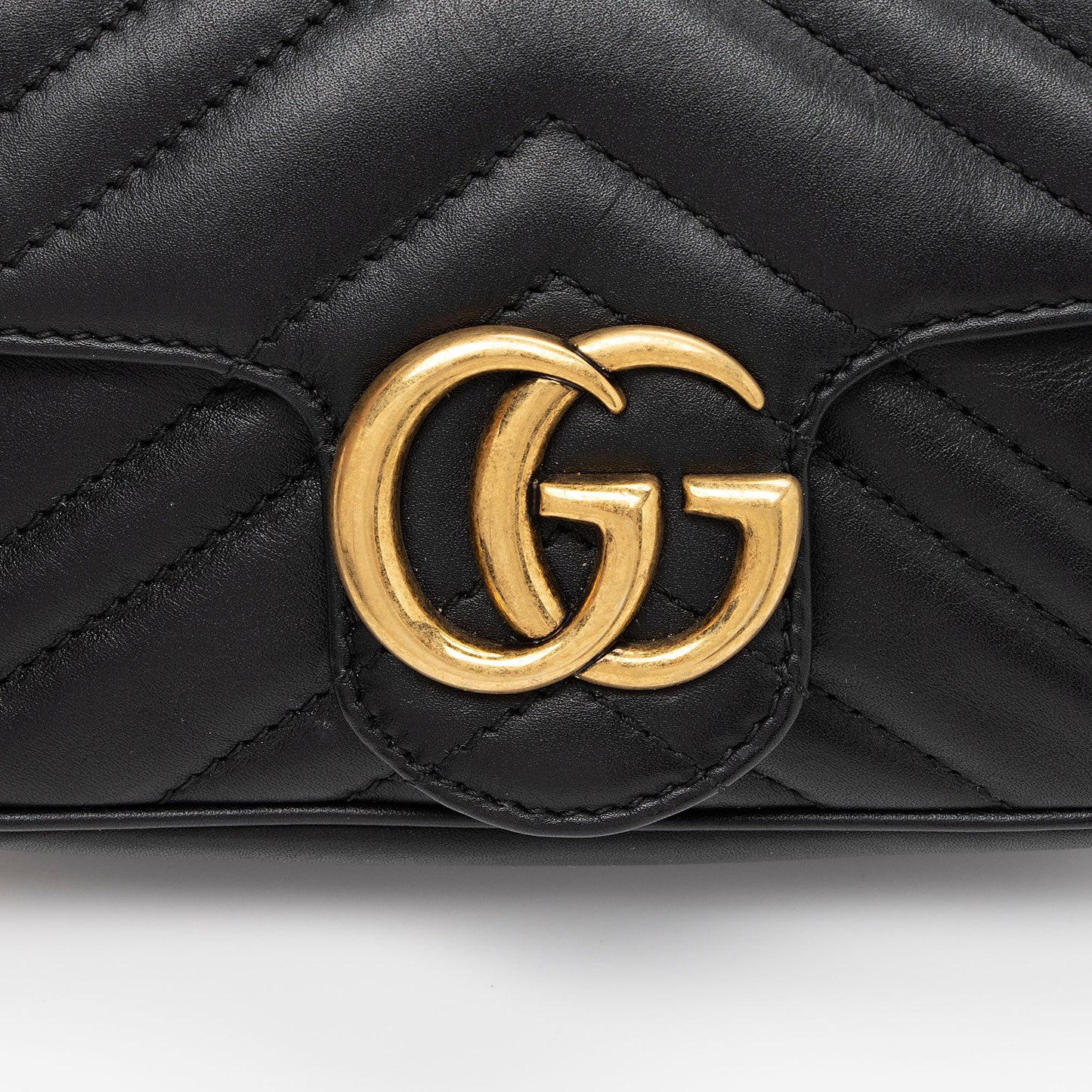 Gucci Matelasse Leather GG Marmont Super Mini Flap Bag (SHF-a6vrvo)