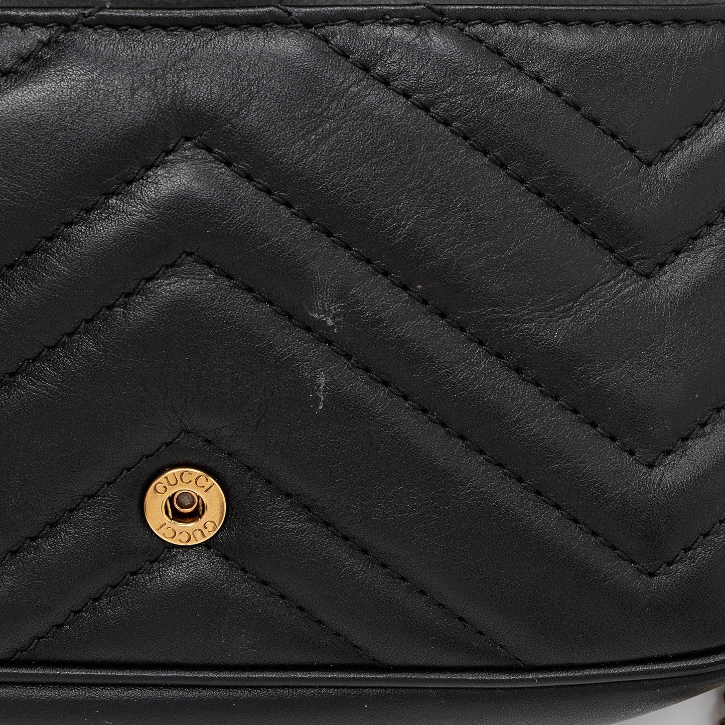 Gucci Matelasse Leather GG Marmont Super Mini Flap Bag (SHF-a6vrvo)