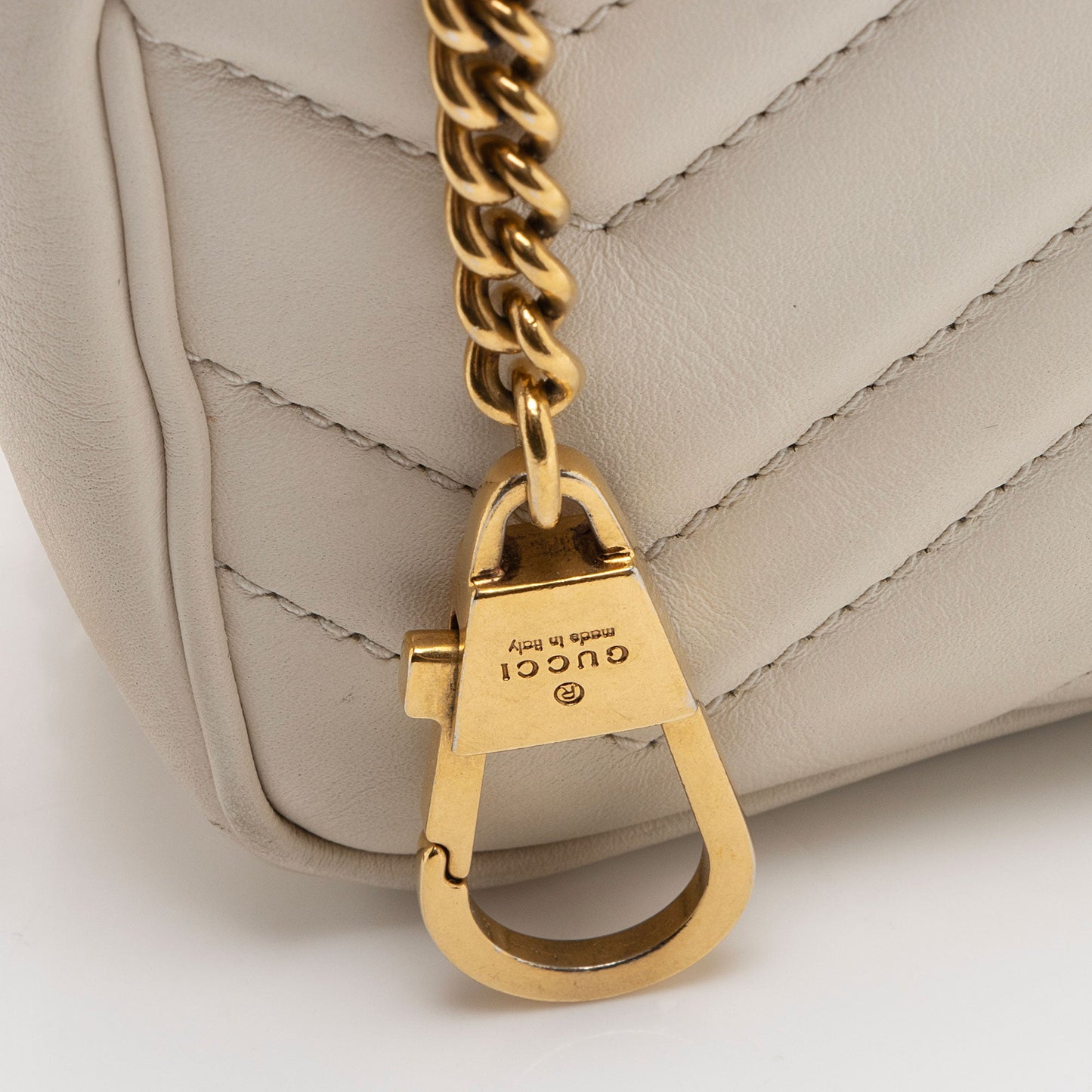 Gucci Matelasse Leather GG Marmont Super Mini Flap Bag (SHF-beHFsH)
