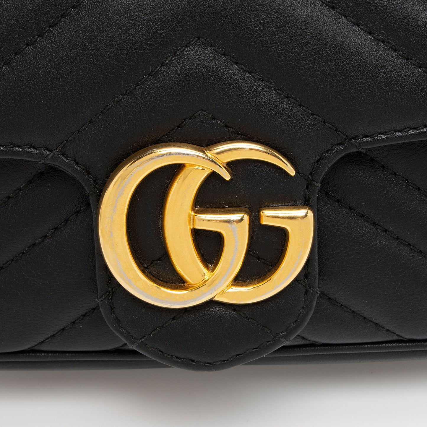 Gucci Matelasse Leather GG Marmont Super Mini Flap Bag (SHF-yBfrwz)
