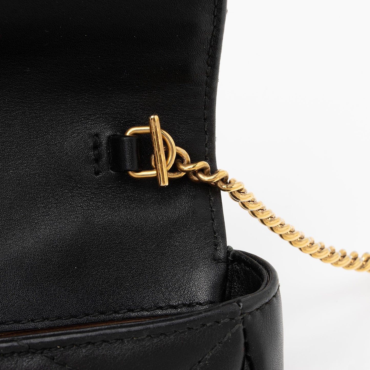 Gucci Matelasse Leather GG Marmont Super Mini Flap Bag (SHF-yBfrwz)