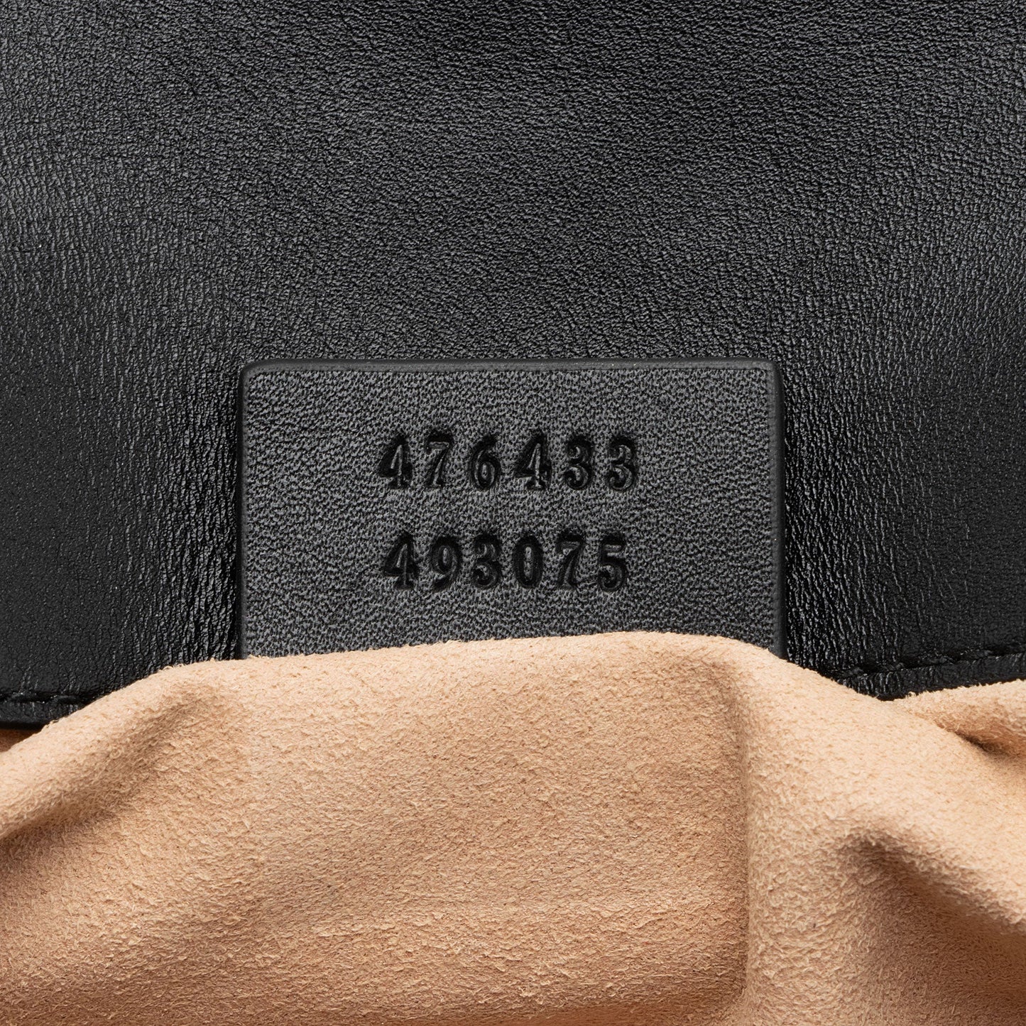 Gucci Matelasse Leather GG Marmont Super Mini Flap Bag (SHF-fWvNlT)