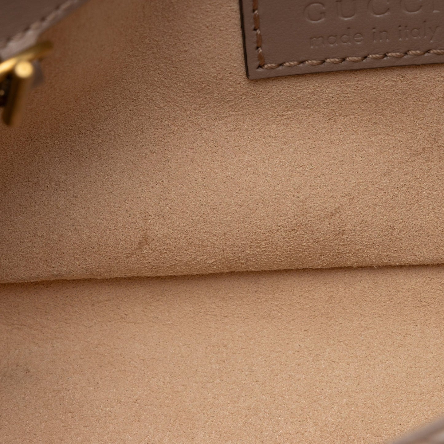 Gucci Matelasse Leather GG Marmont Super Mini Flap Bag (SHF-TvhWqj)