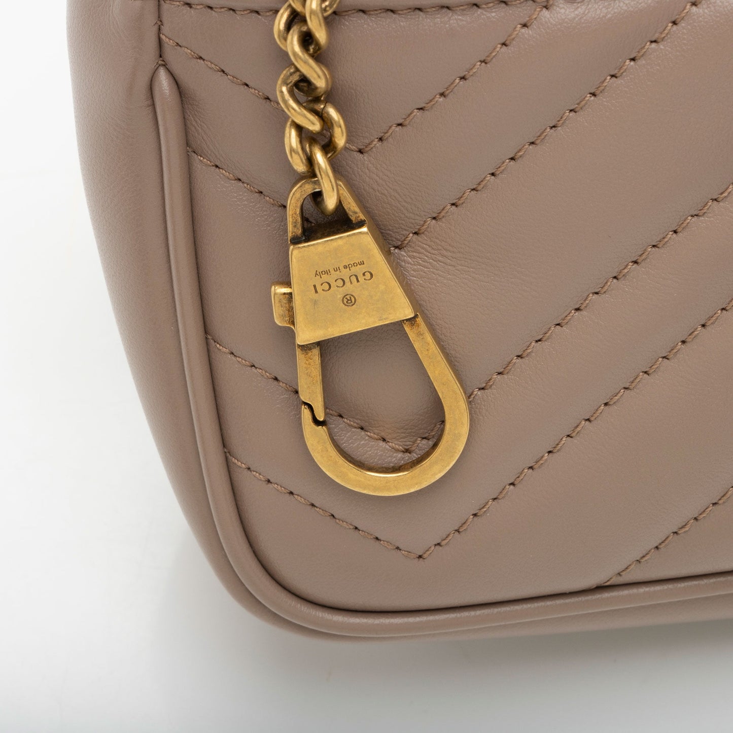 Gucci Matelasse Leather GG Marmont Super Mini Flap Bag (SHF-TvhWqj)