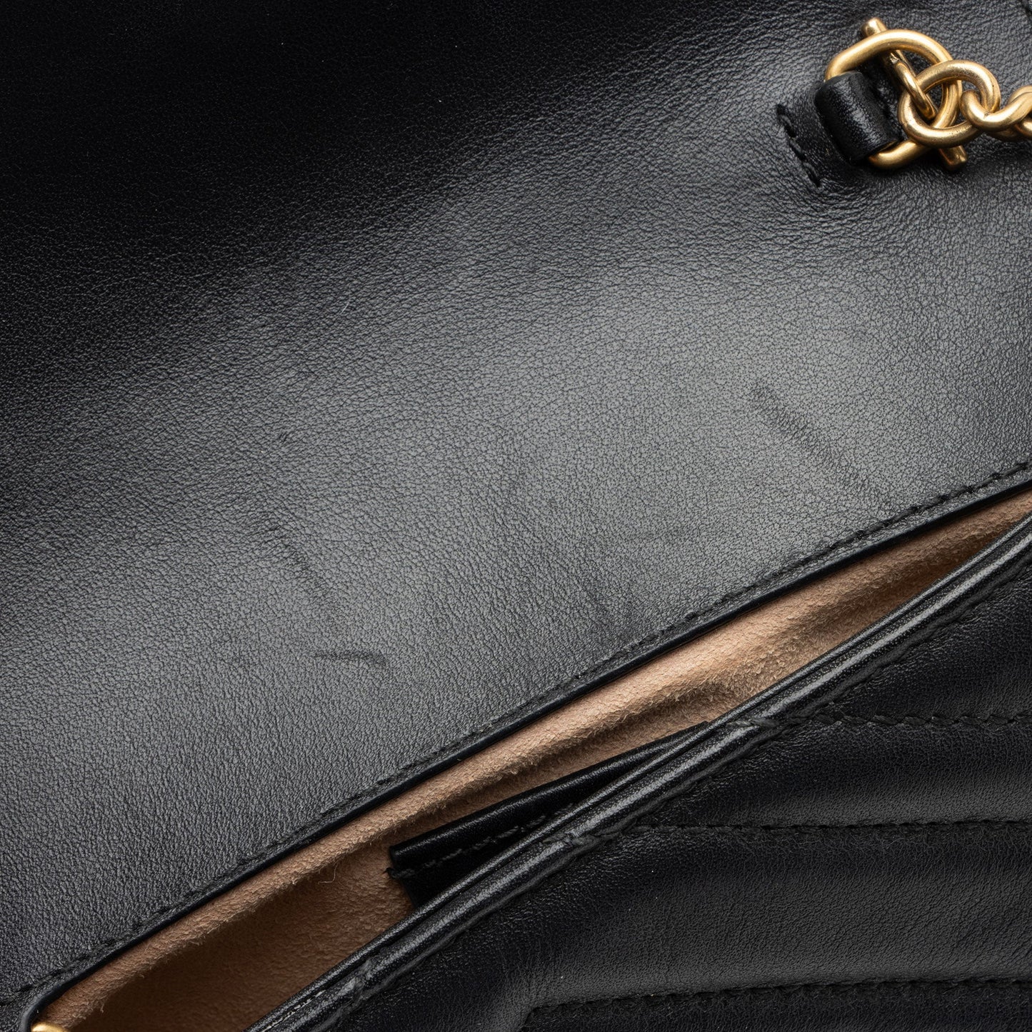 Gucci Matelasse Leather GG Marmont Super Mini Flap Bag (SHF-vdHY2l)