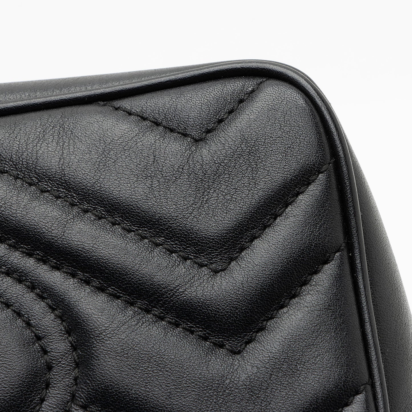 Gucci Matelasse Leather GG Marmont Super Mini Flap Bag (SHF-vdHY2l)