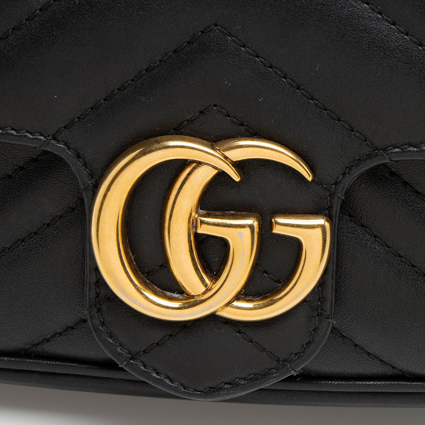 Gucci Matelasse Leather GG Marmont Super Mini Flap Bag (SHF-2hhN8g)
