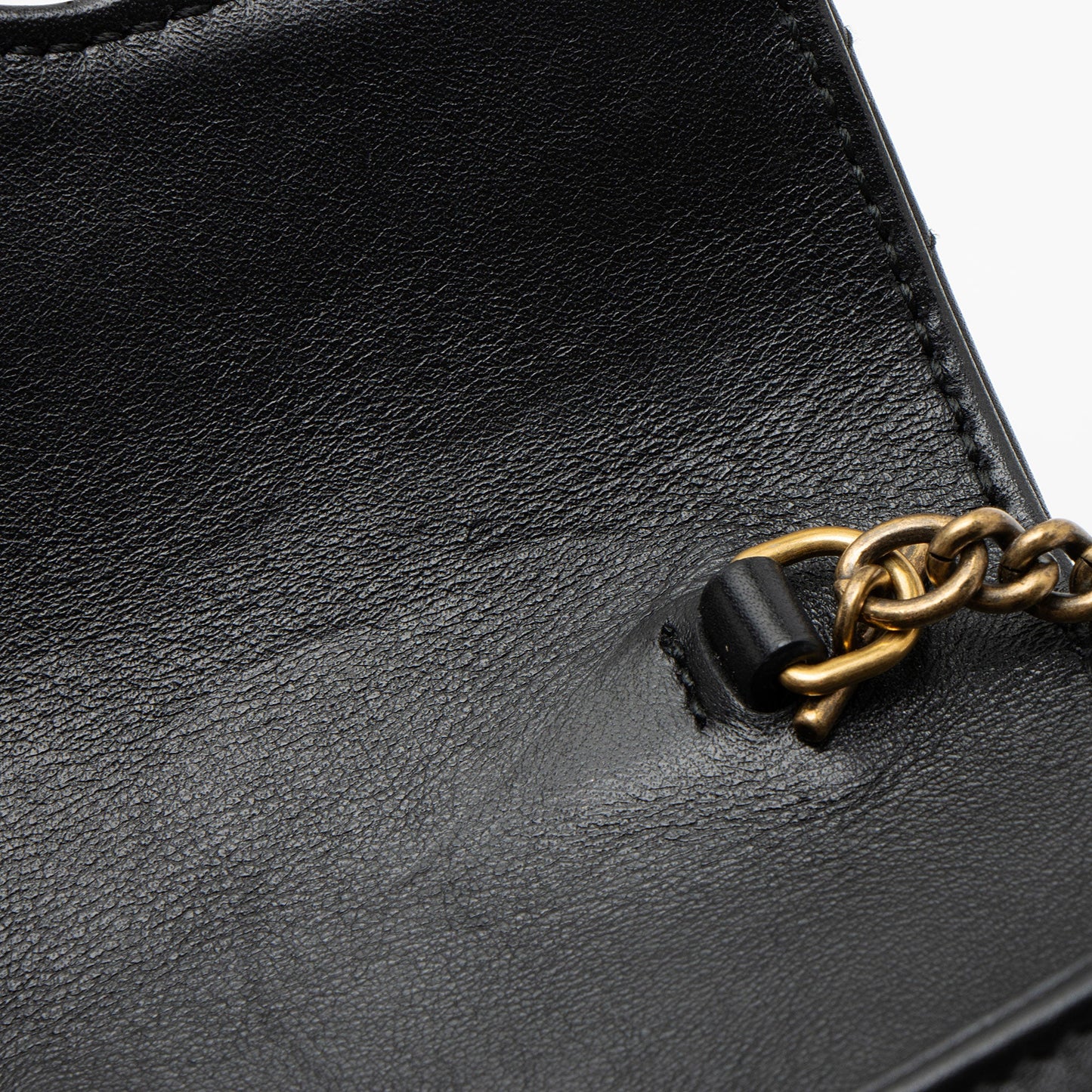 Gucci Matelasse Leather GG Marmont Super Mini Flap Bag (SHF-2hhN8g)
