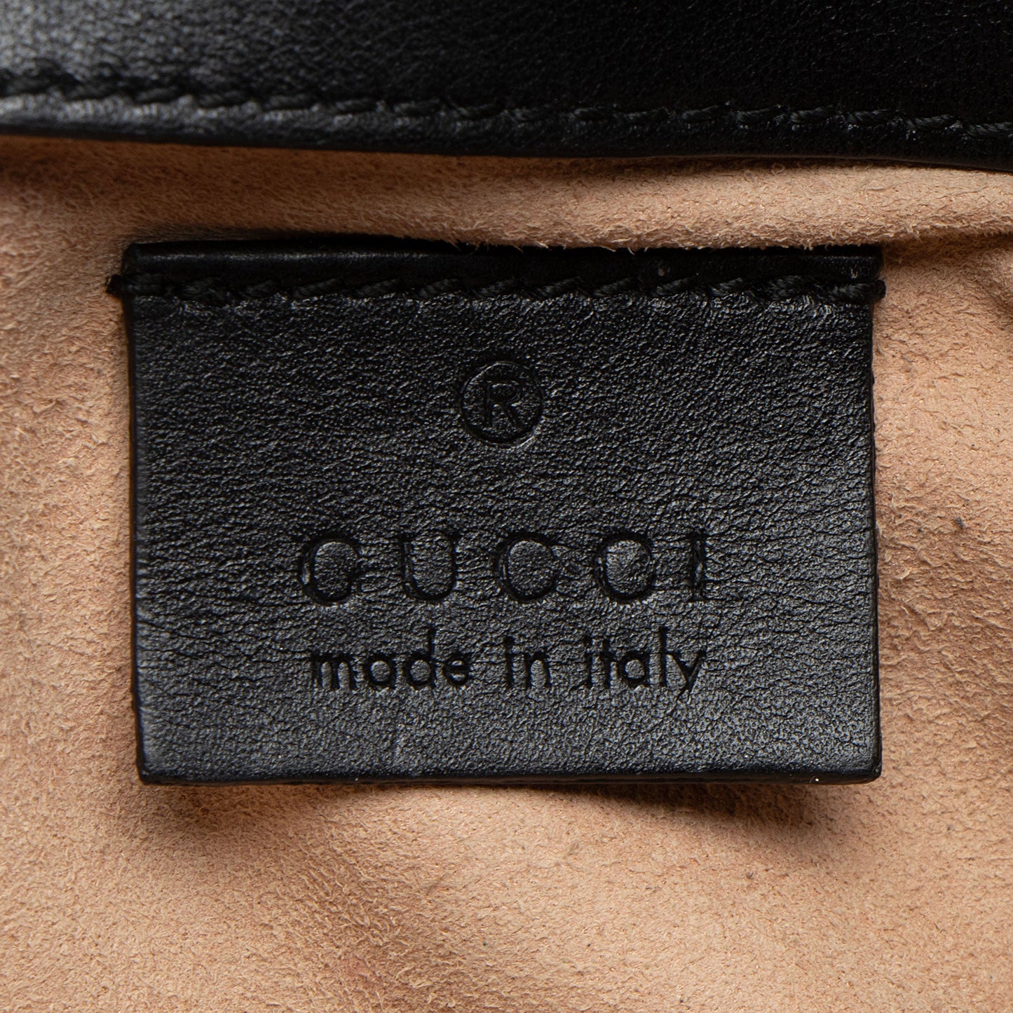 Gucci Matelasse Leather GG Marmont Super Mini Flap Bag (SHF-2hhN8g)