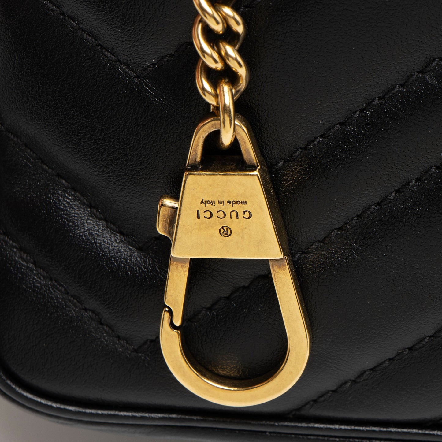 Gucci Matelasse Leather GG Marmont Super Mini Flap Bag (SHF-NshQsn)