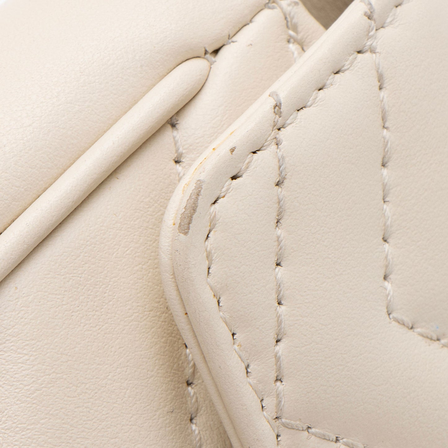 Gucci Matelasse Leather GG Marmont Super Mini Flap Bag