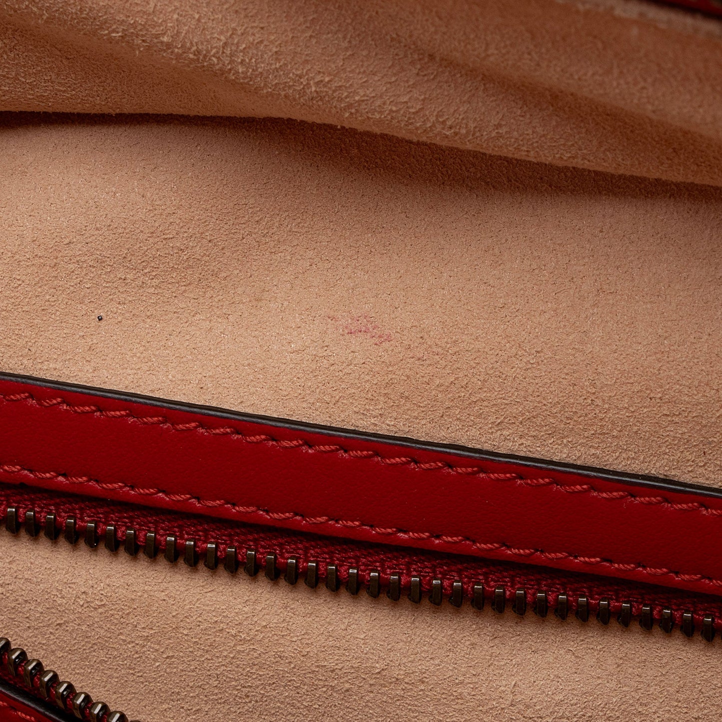 Gucci Matelasse Leather GG Marmont Zip Around Top Handle