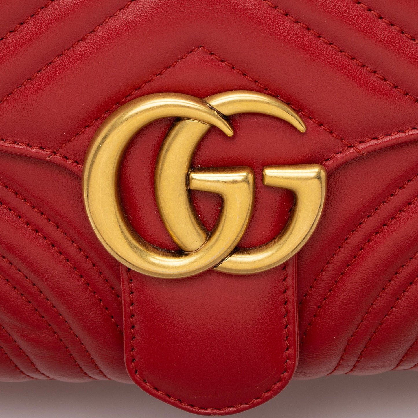 Gucci Matelasse Leather GG Marmont Zip Around Top Handle