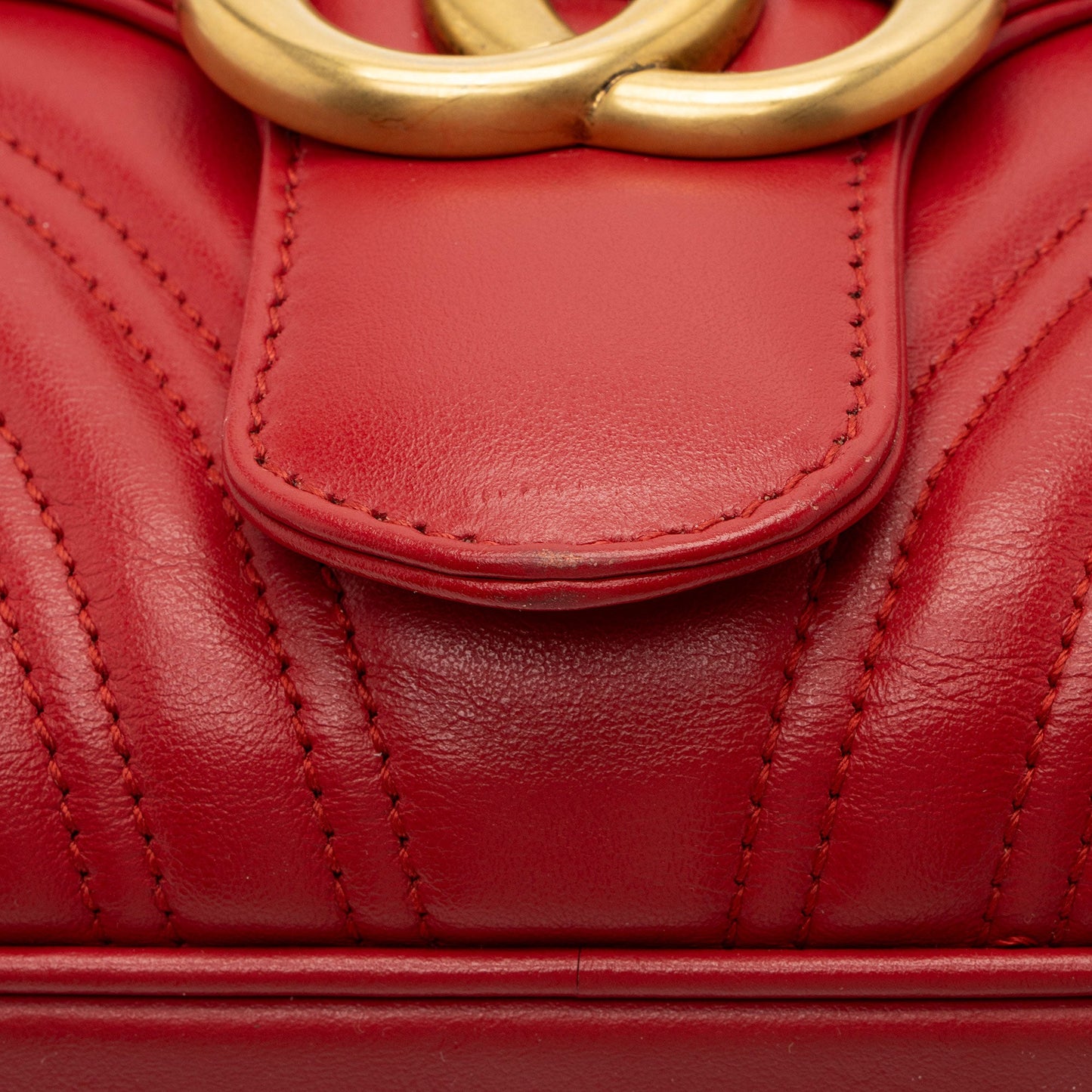 Gucci Matelasse Leather GG Marmont Zip Around Top Handle