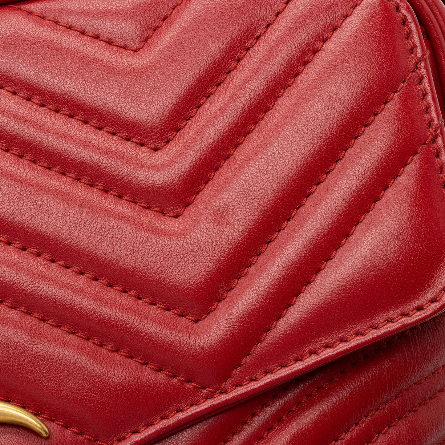 Gucci Matelasse Leather GG Marmont Zip Around Top Handle