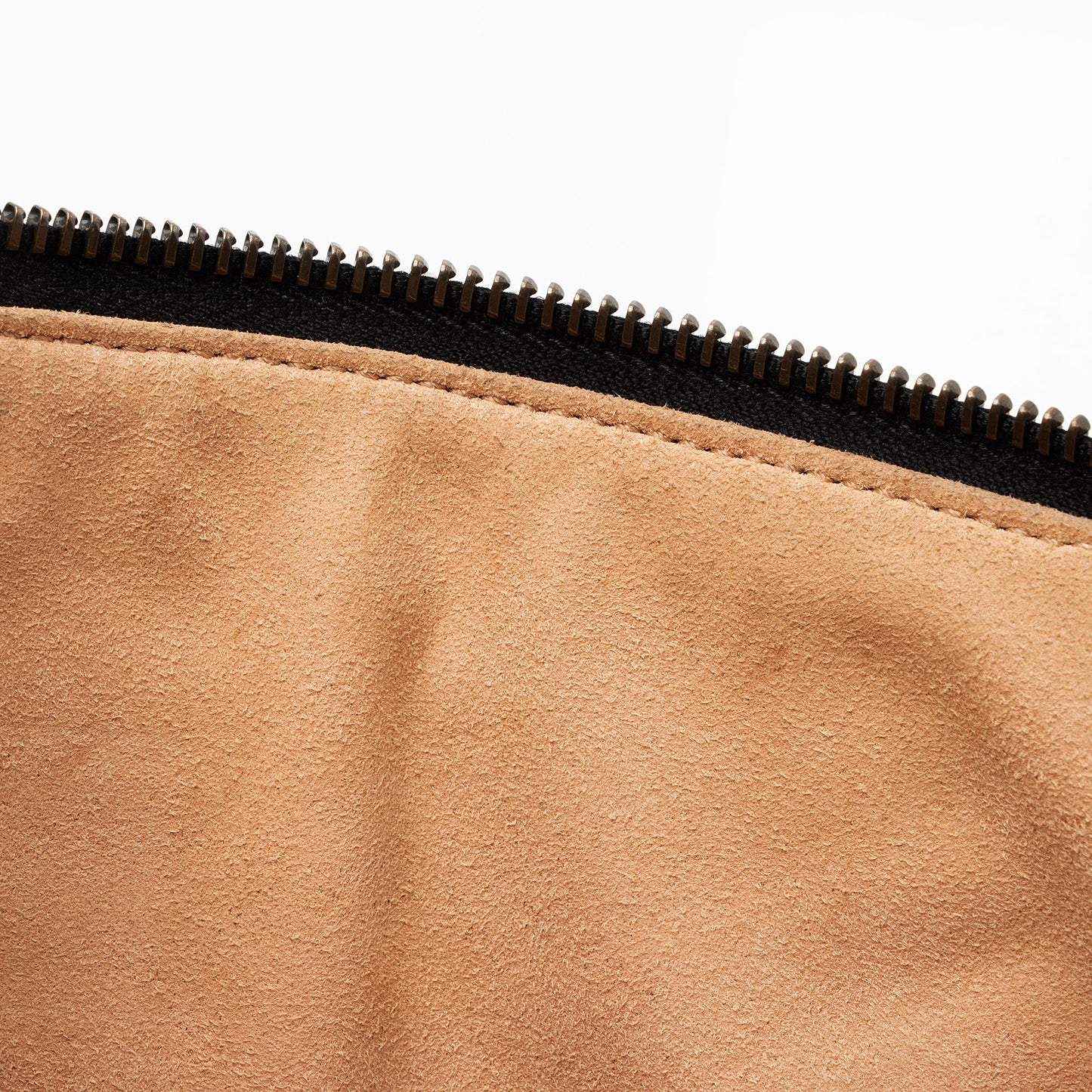 Gucci Matelasse Leather GG Marmont Zip Pouch