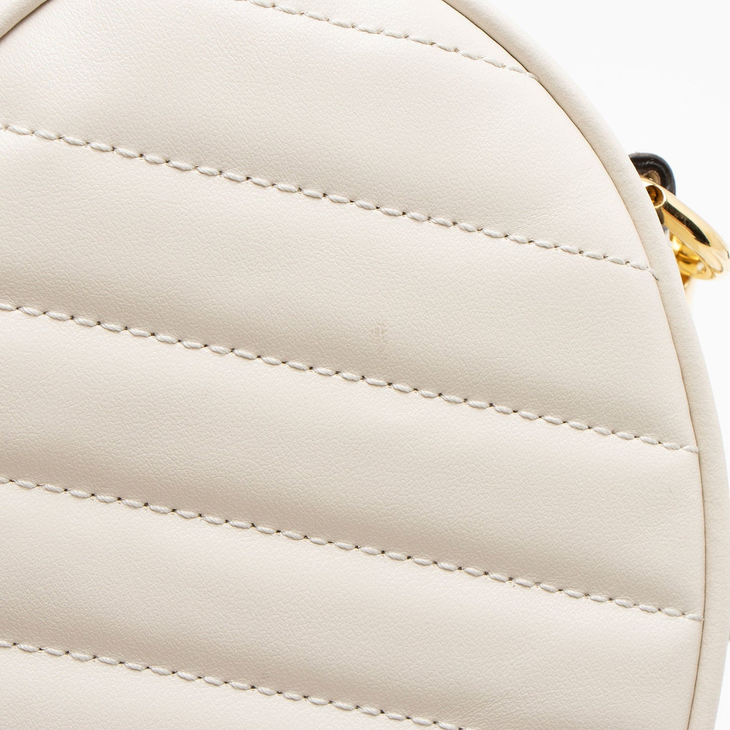 Gucci Matelasse Leather Interlocking G Heart Mini Shoulder Bag (SHF-iaso5p)