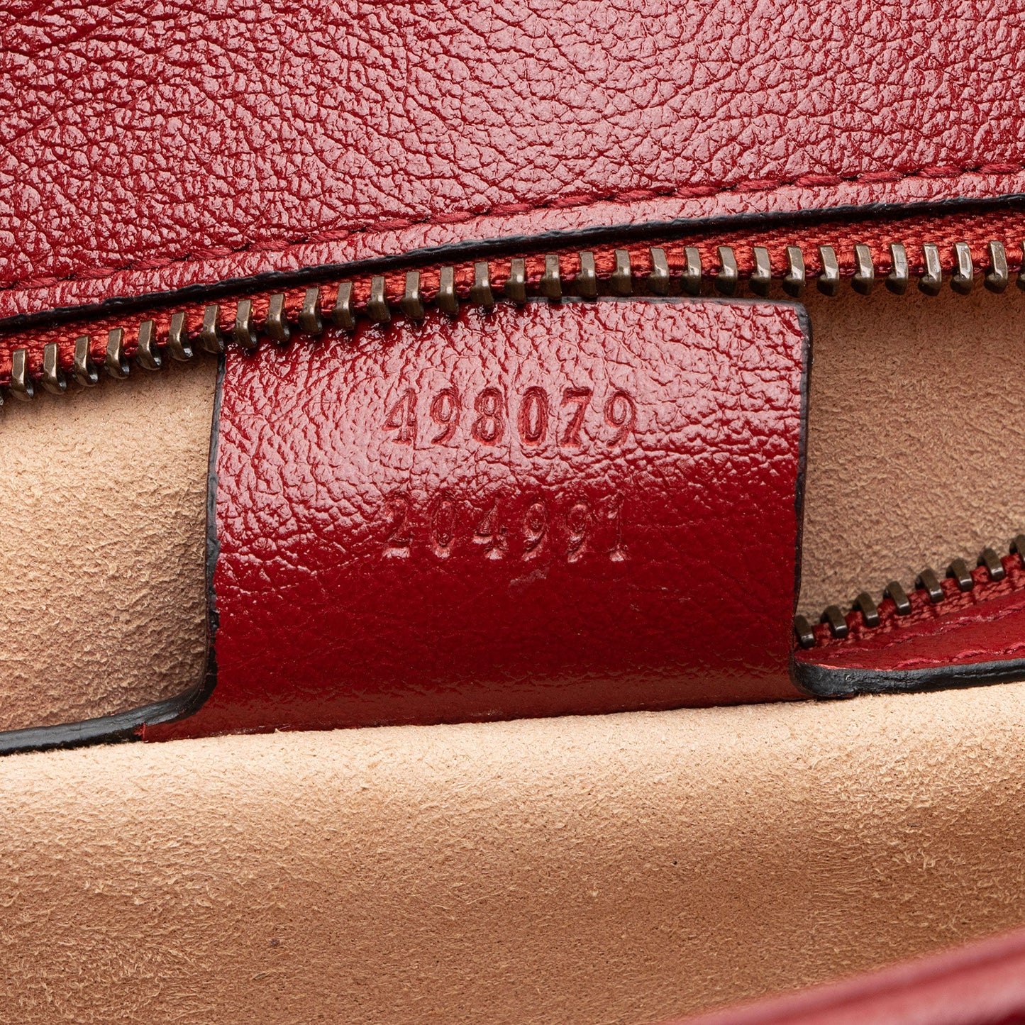 Gucci Matelasse Leather Torchon GG Marmont Clutch (SHF-AQeHxl)