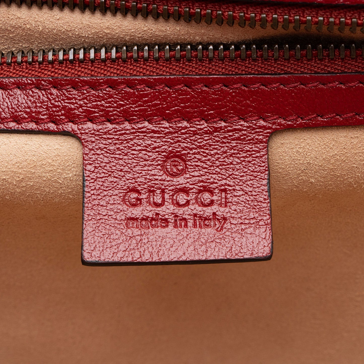 Gucci Matelasse Leather Torchon GG Marmont Clutch (SHF-AQeHxl)