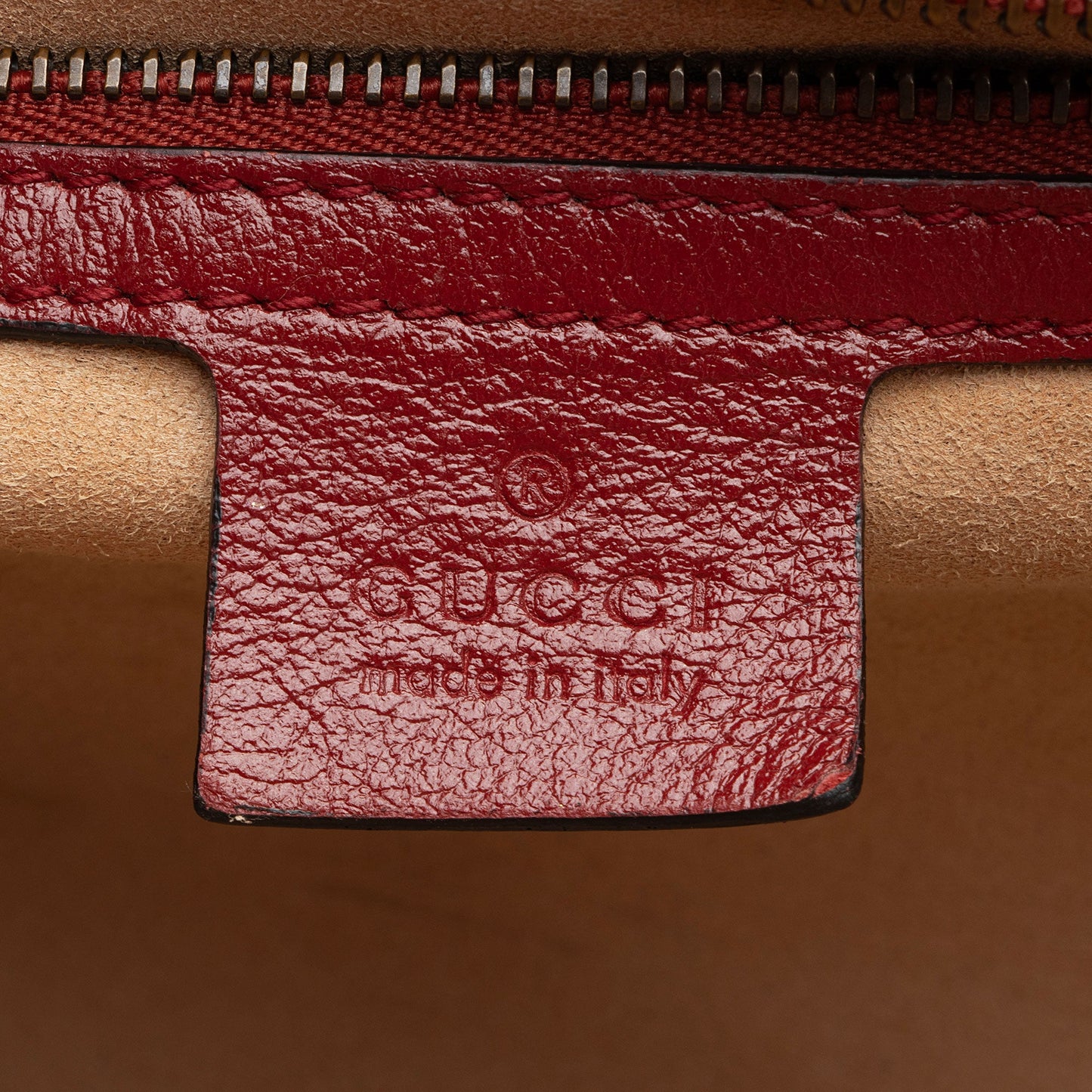 Gucci Matelasse Leather Torchon GG Marmont Clutch (SHF-GnVwkR)