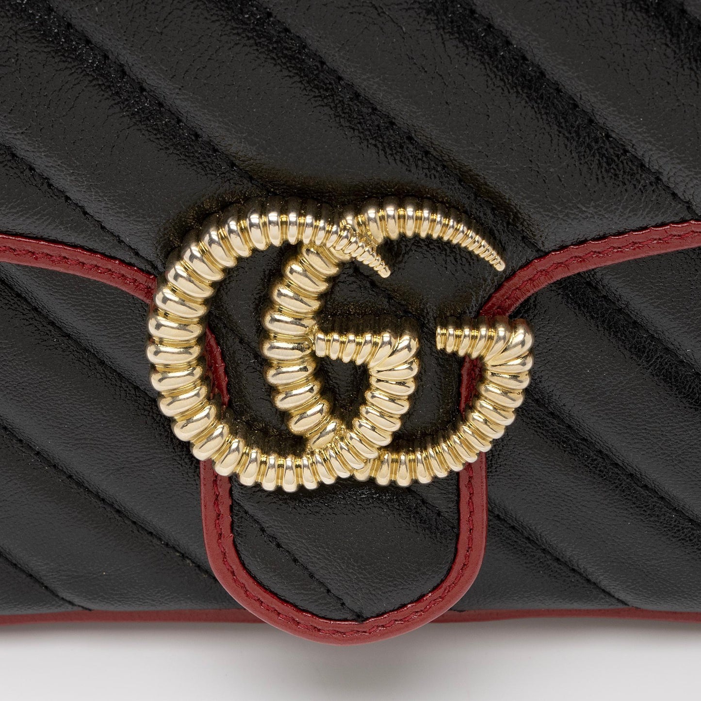 Gucci Matelasse Leather Torchon GG Marmont Mini Top Handle Bag (SHF-TofIot)
