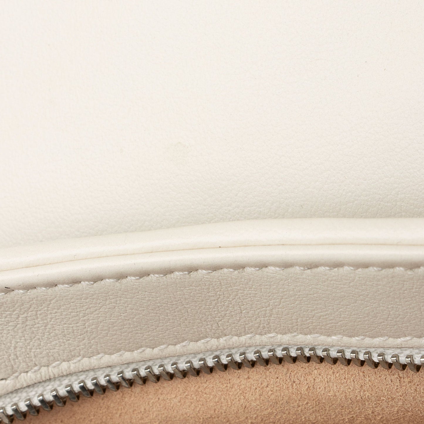 Gucci Matelasse Leather Torchon GG Marmont Small Flap Bag (SHF-UvP9FL)