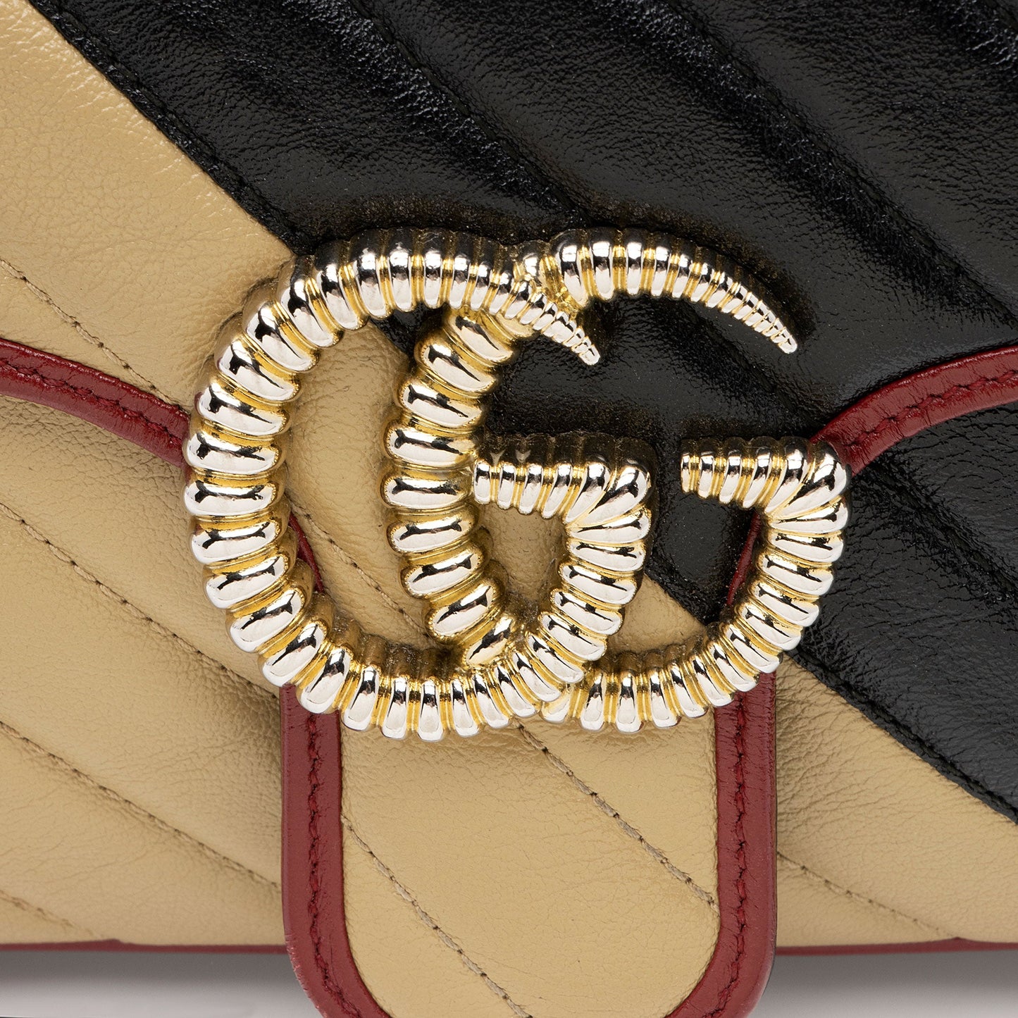 Gucci Matelasse Leather Torchon GG Marmont Small Flap Bag (SHF-fNtxDP)