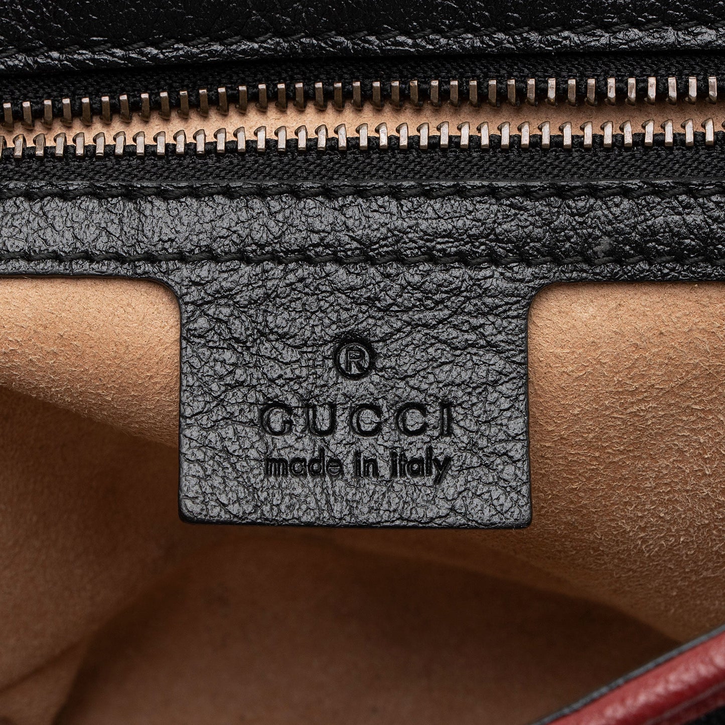 Gucci Matelasse Leather Torchon GG Marmont Small Flap Bag (SHF-fNtxDP)