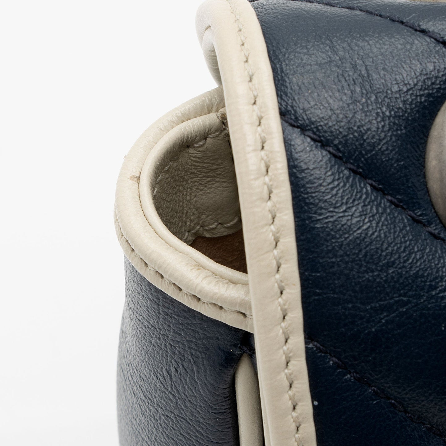 Gucci Matelasse Leather Torchon GG Marmont Small Flap Shoulder Bag (SHF-fZFBg1)