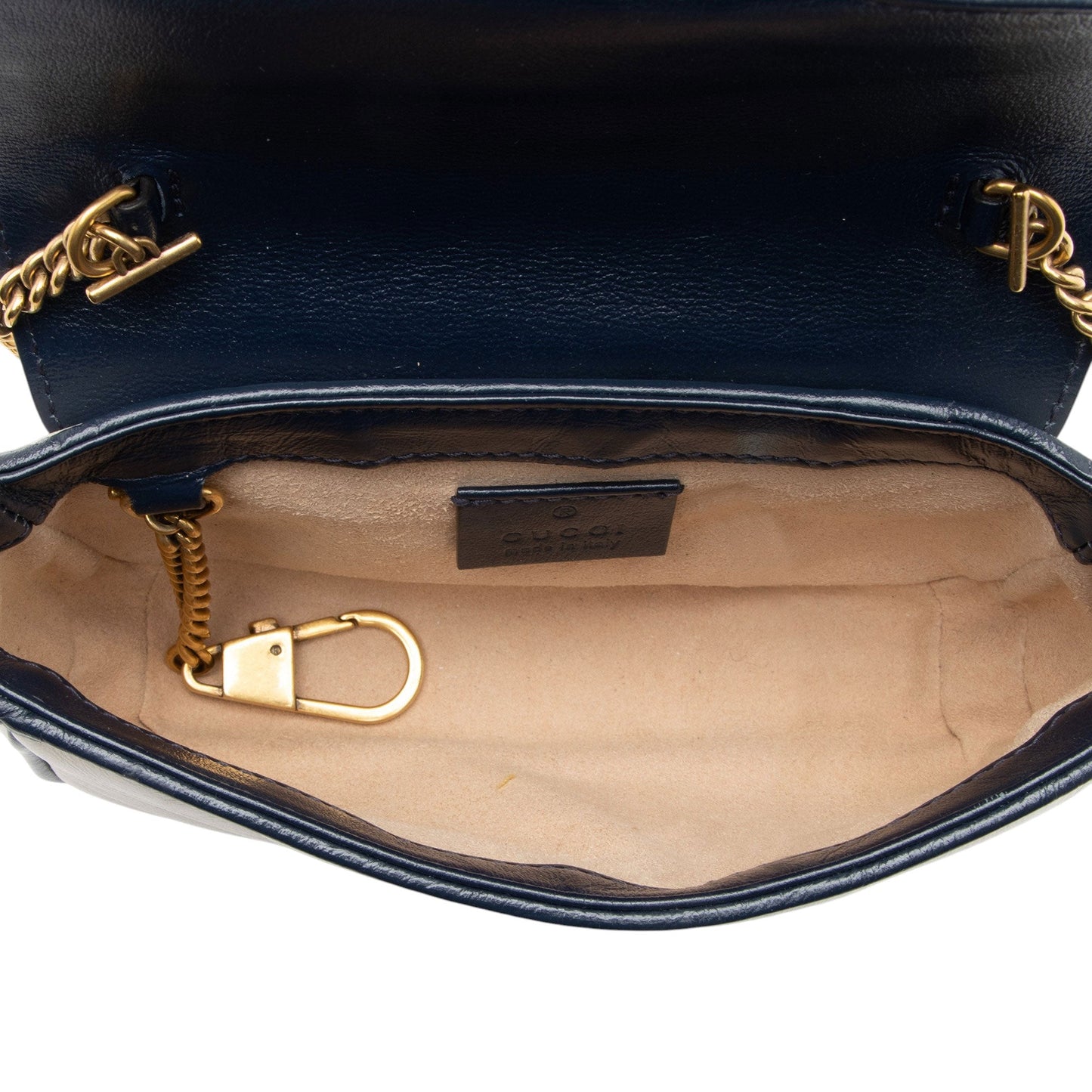 Gucci Matelasse Leather Torchon GG Marmont Super Mini Flap Bag (SHF-bXZV03)