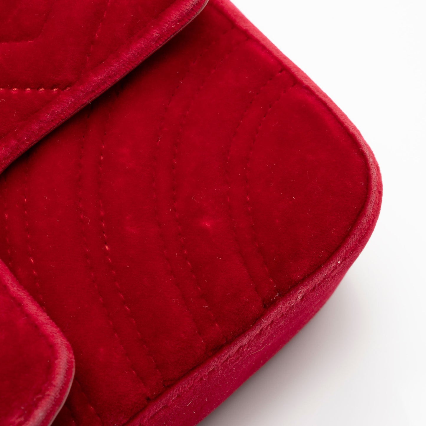 Gucci Matelasse Velvet GG Marmont Mini Flap Bag (SHF-80mt04)