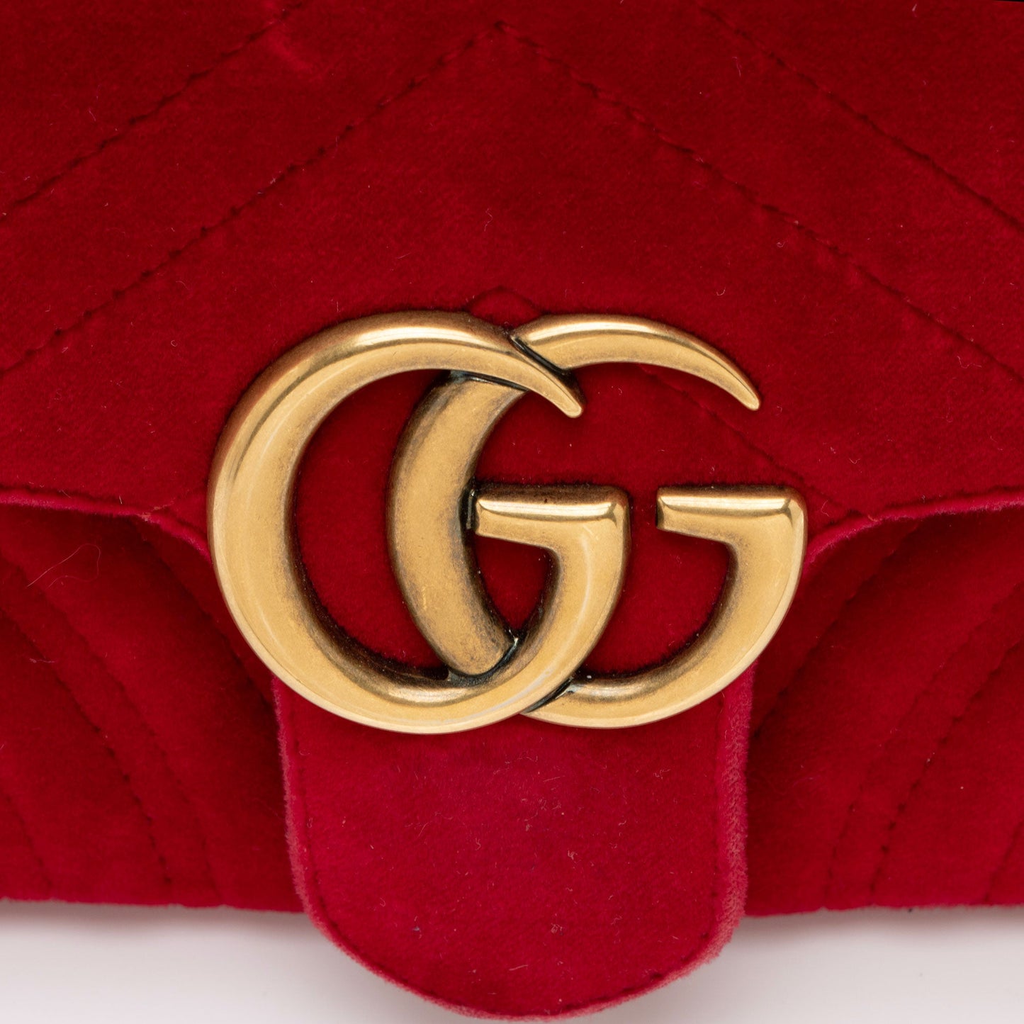 Gucci Matelasse Velvet GG Marmont Mini Flap Bag (SHF-RvBmGH)
