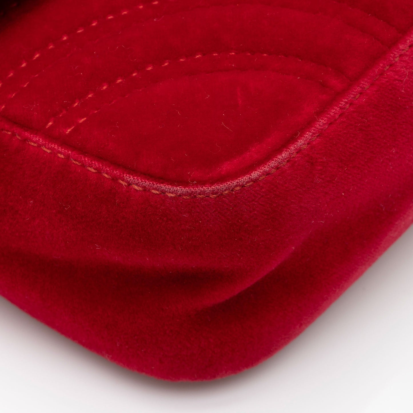 Gucci Matelasse Velvet GG Marmont Mini Flap Bag (SHF-RvBmGH)