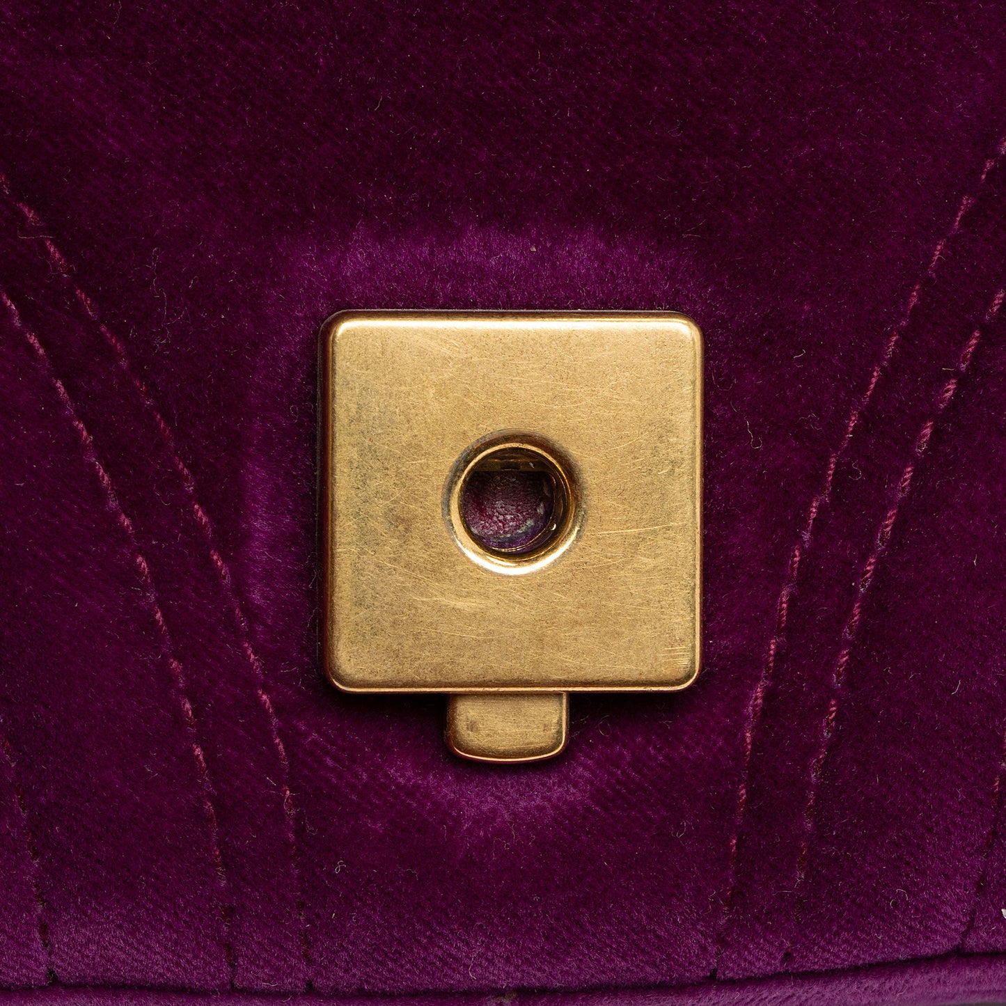 Gucci Matelasse Velvet GG Marmont Mini Flap  Bag (SHF-dH4gBl)