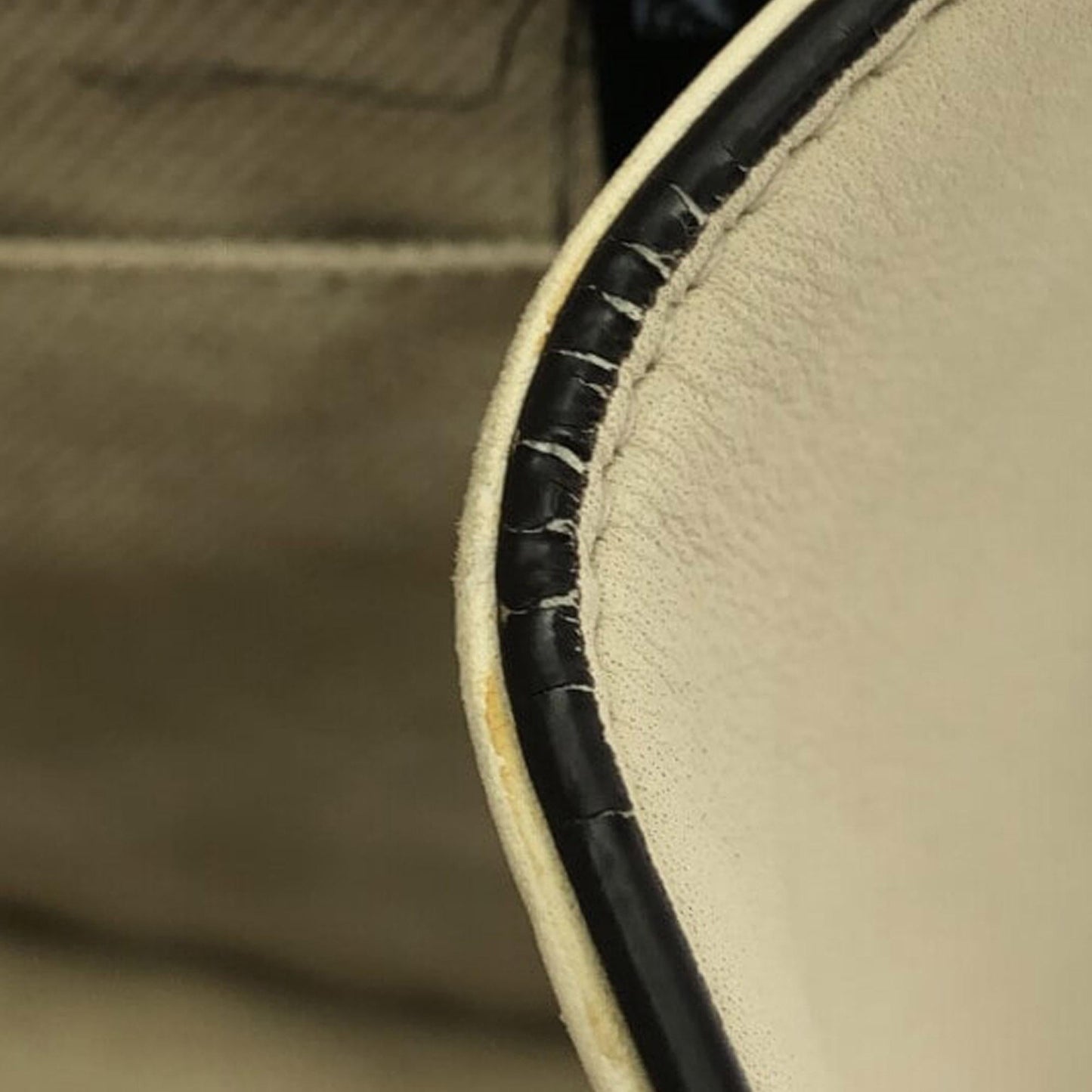 Gucci Medium Bamboo Dionysus Web Satchel (SHG-c4SrqG)