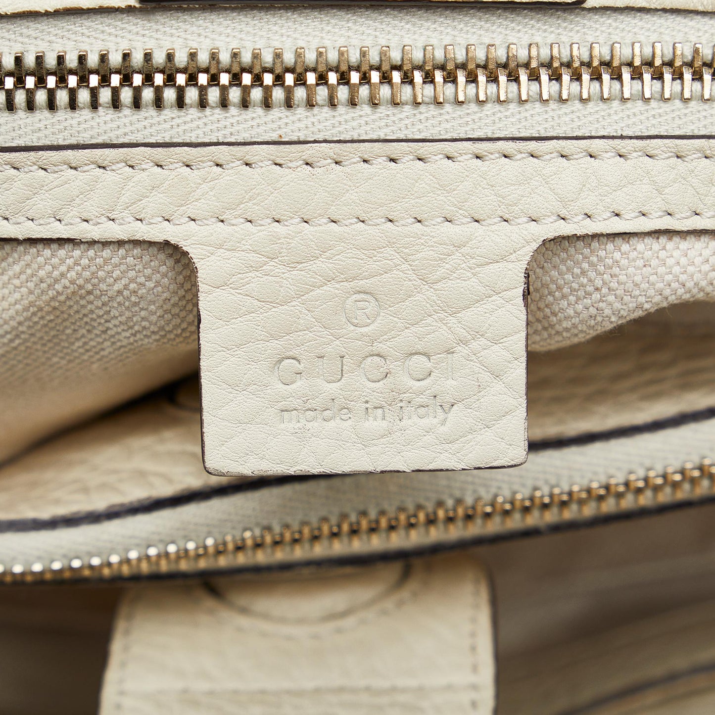 Gucci Medium Bamboo Shopper (SHG-phUc14)