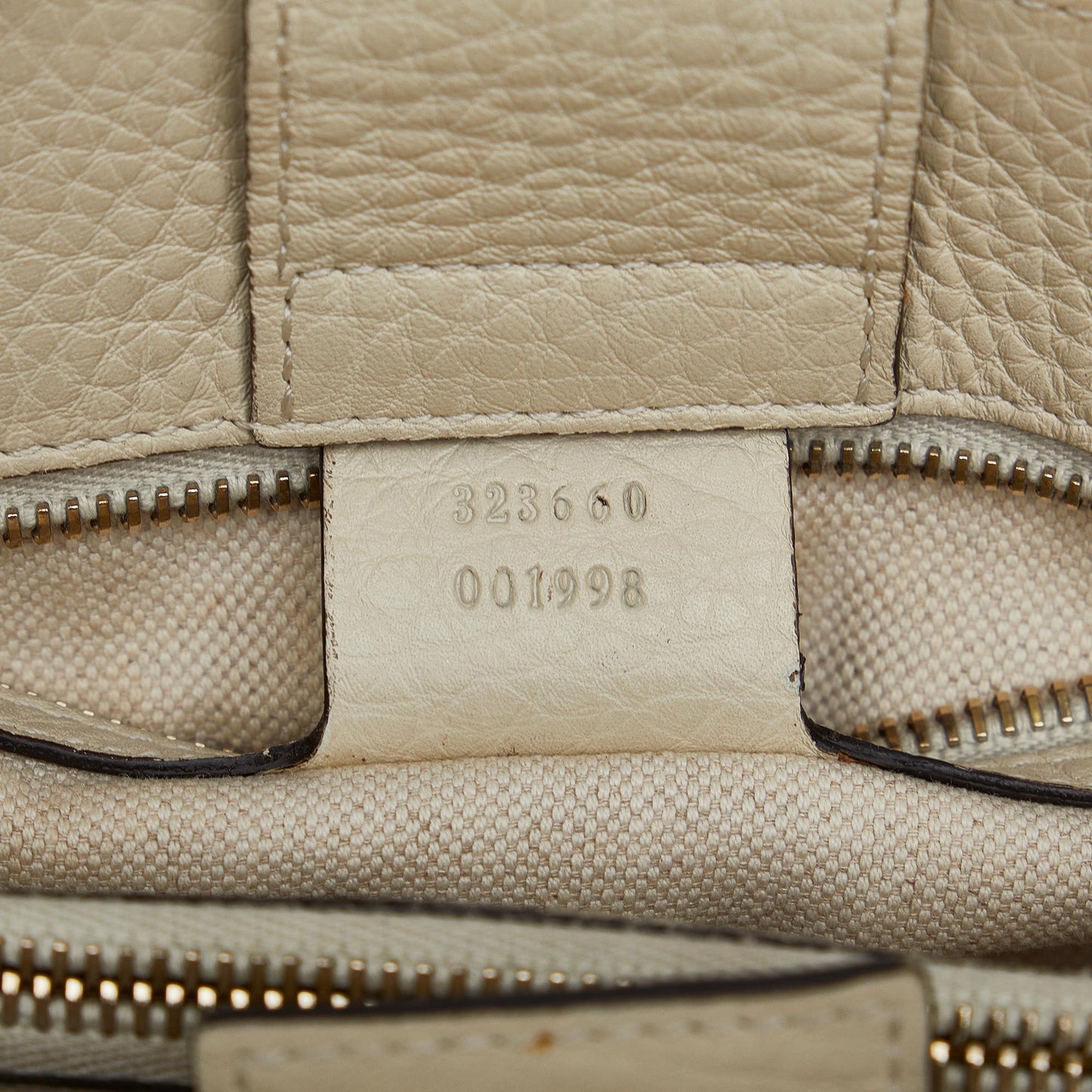 Gucci Medium Bamboo Shopper (SHG-phUc14)
