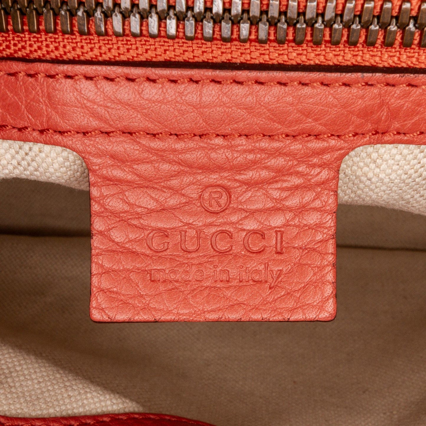 Gucci Medium Bamboo Shopper (SHG-klW7G4)