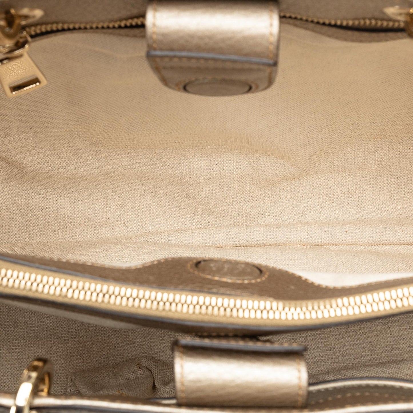 Gucci Medium Bamboo Shopper (SHG-Qy1cuX)