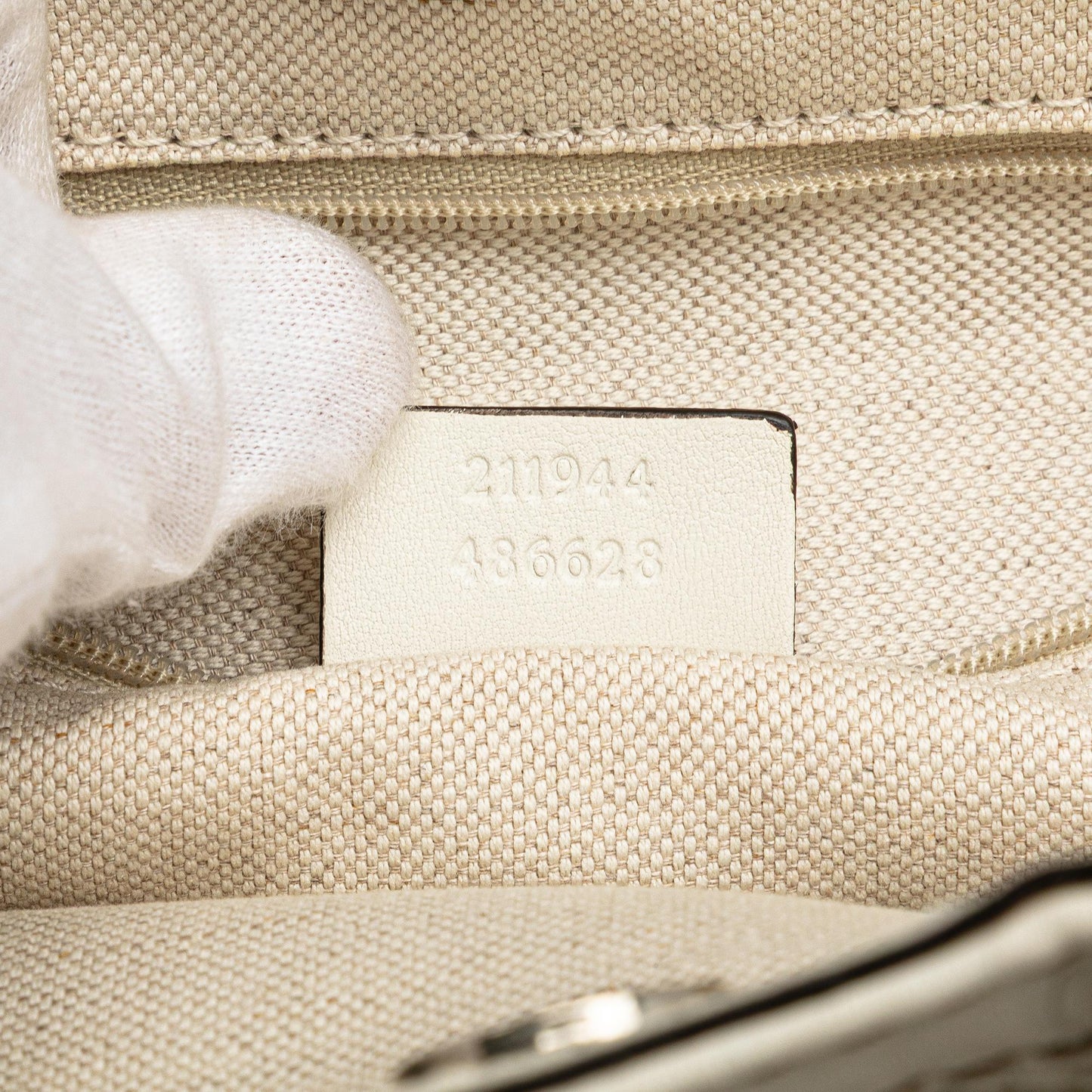 Gucci Medium Diamante Raffia Sukey Tote
