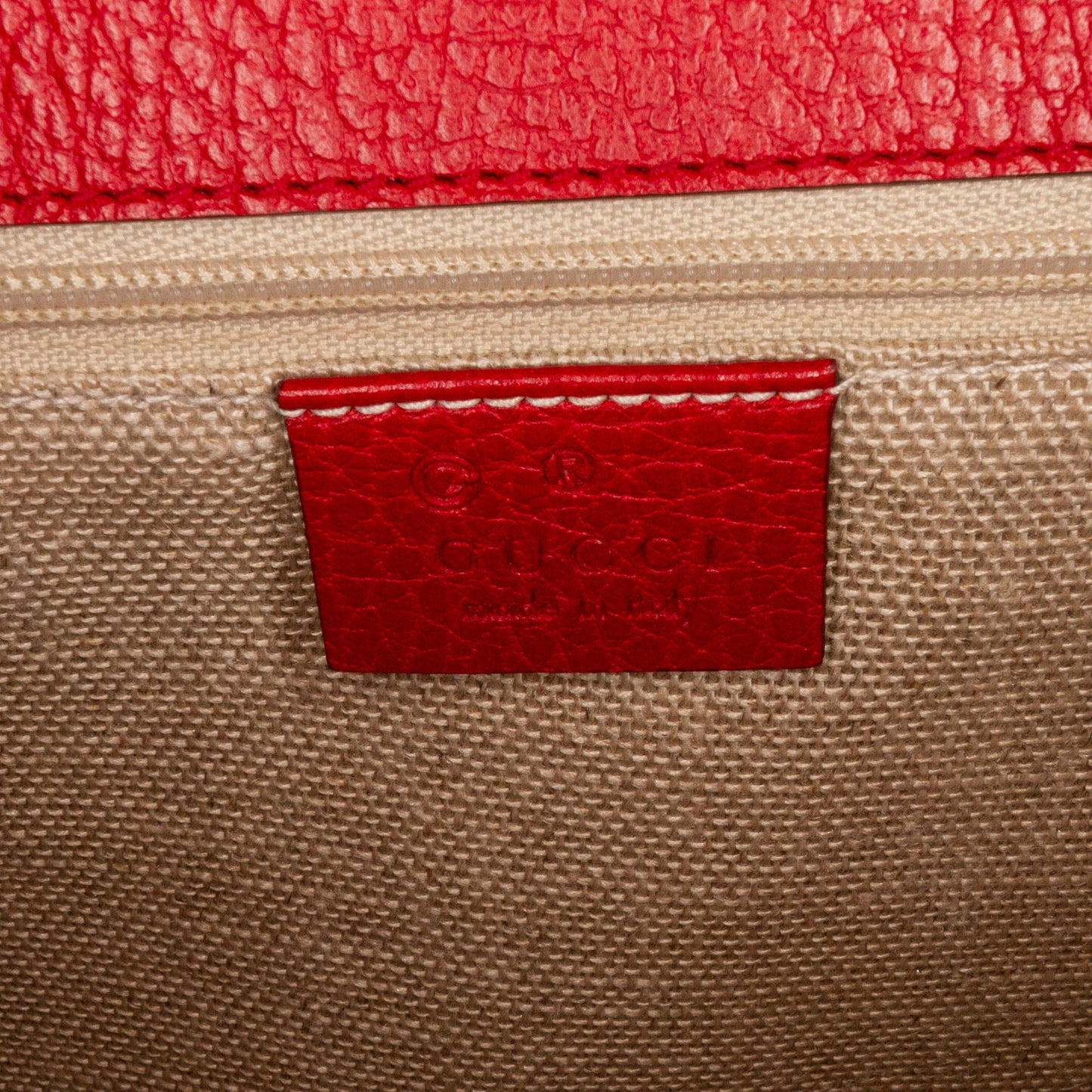 Gucci Medium Dollar Interlocking G Crossbody Bag (SHG-PDyodp)