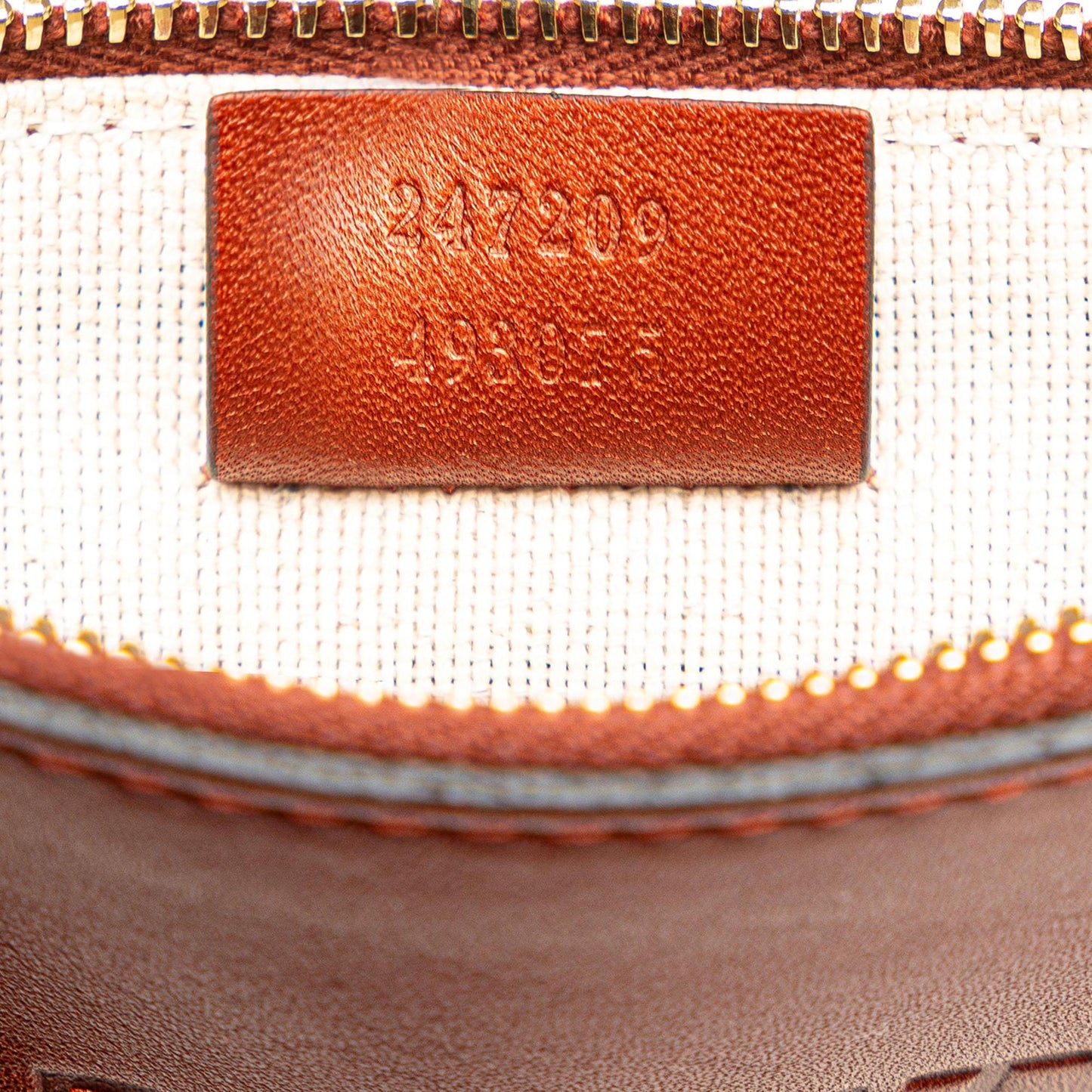 Gucci Medium GG Canvas Craft Tote Bag (SHG-VupmrD)