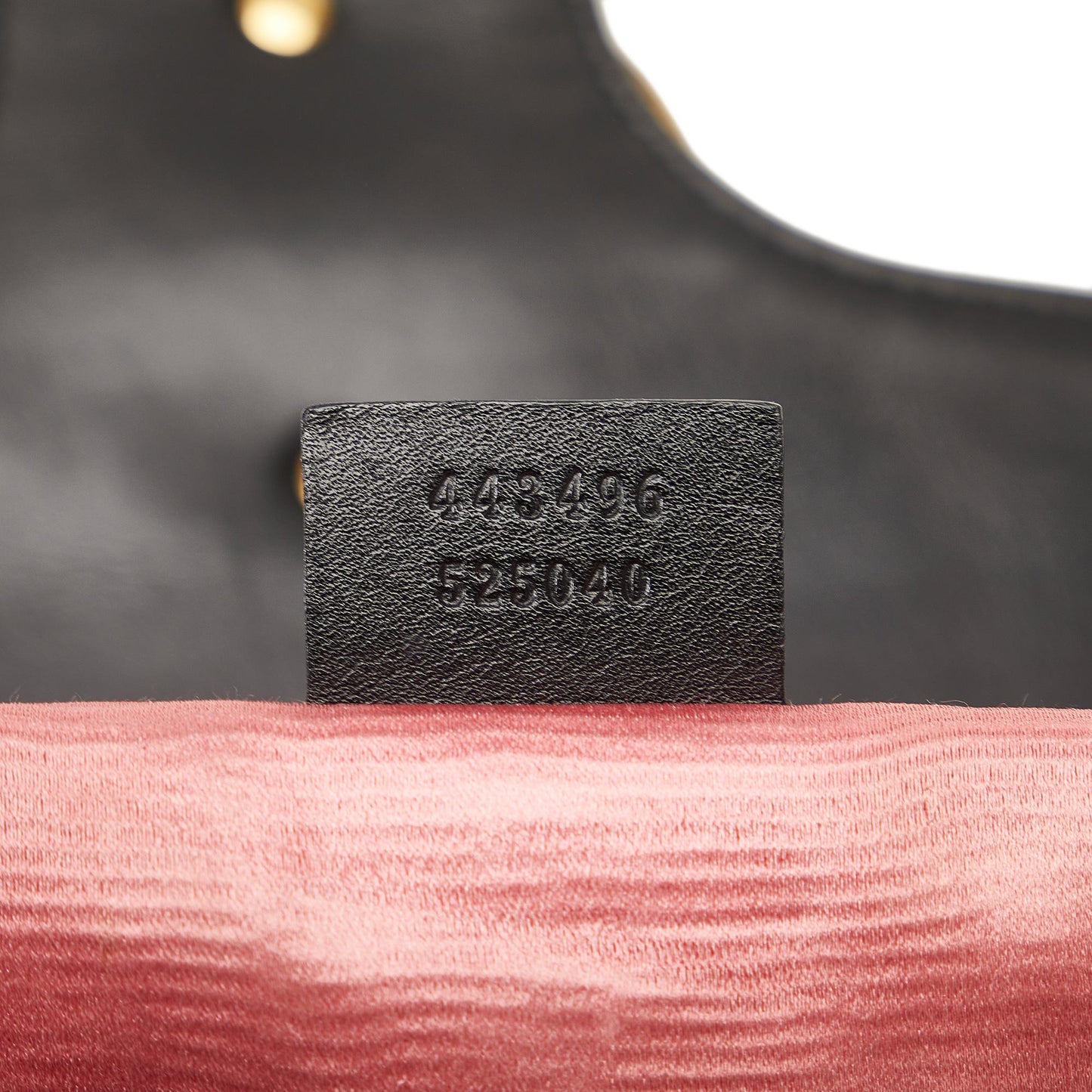 Gucci Medium GG Marmont Matelasse Crossbody Bag (SHG-7JKm0K)