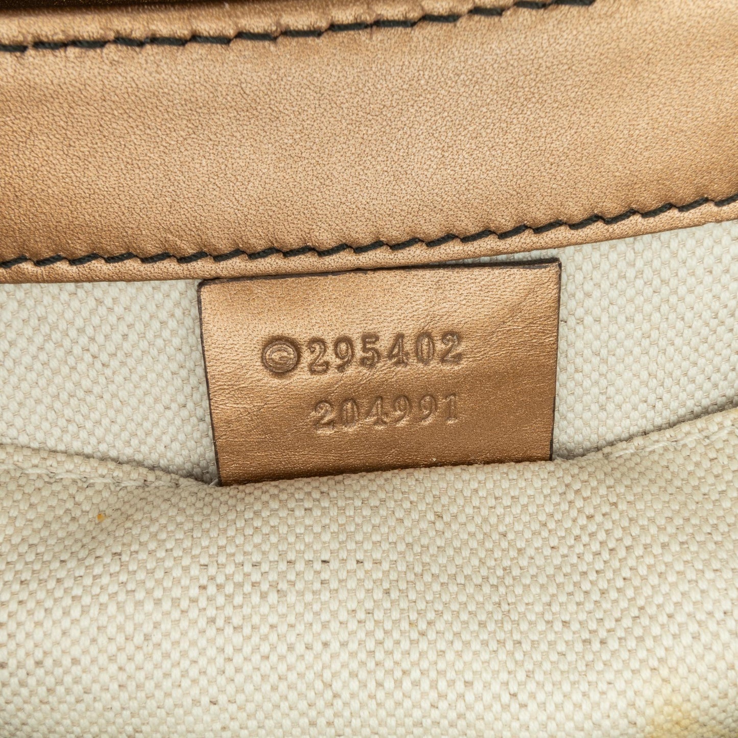 Gucci Medium Guccissima Emily Shoulder Bag (SHG-D1WoFx)
